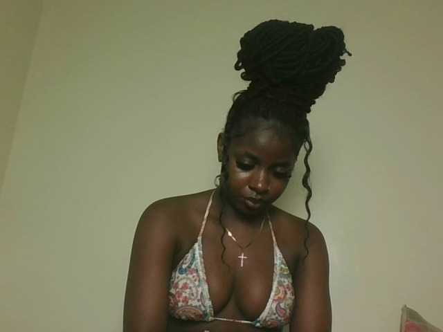 Sexykitten1 webcam