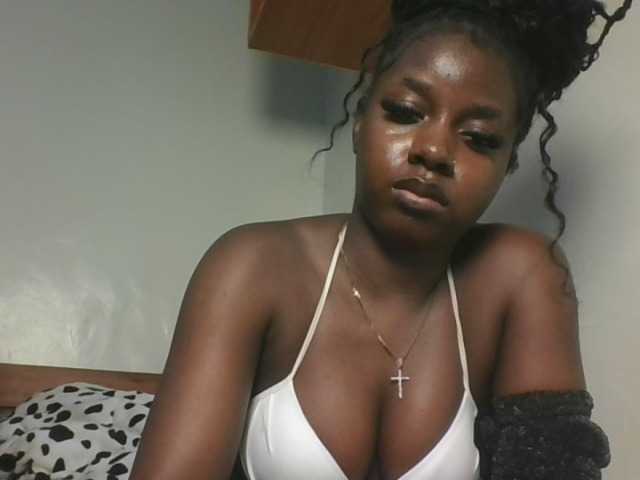Sexykitten1 webcam