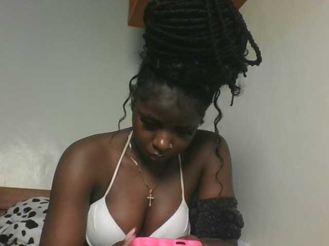 Sexykitten1 webcam