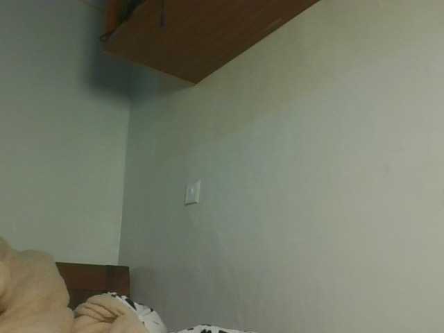 Sexykitten1 live cam on BongaCams