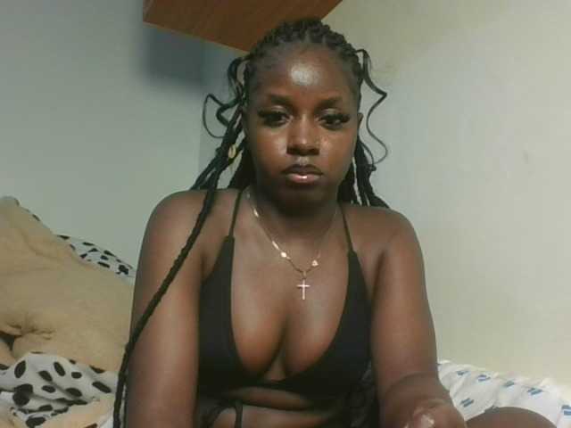 Sexykitten1 webcam