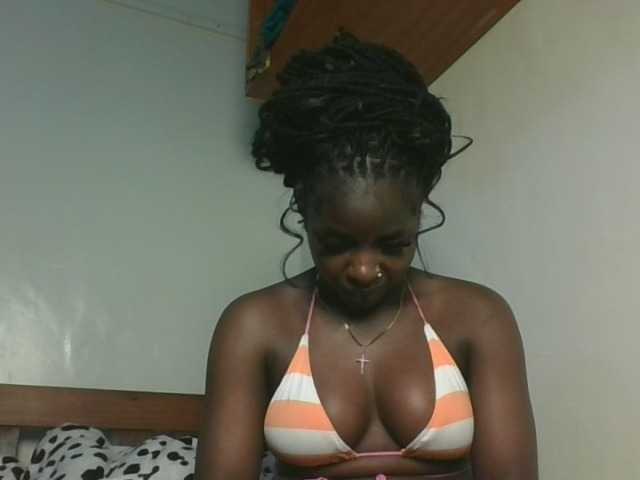 Sexykitten1 webcam