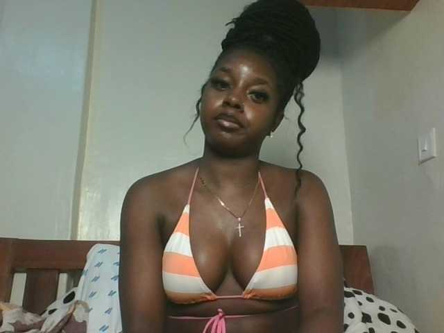 Sexykitten1 webcam