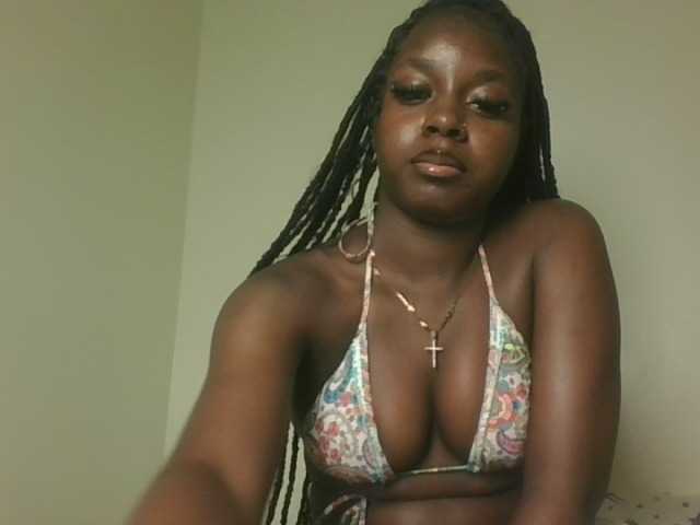 Sexykitten1 webcam