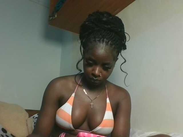 Sexykitten1 webcam