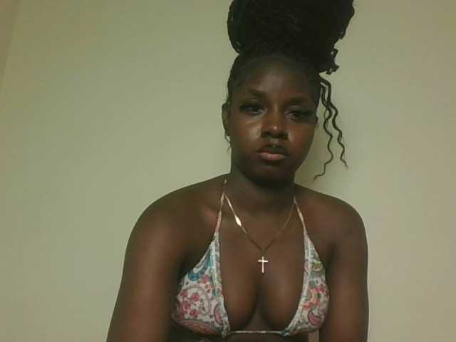 Sexykitten1 webcam