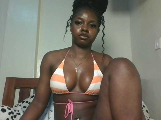 Sexykitten1 webcam