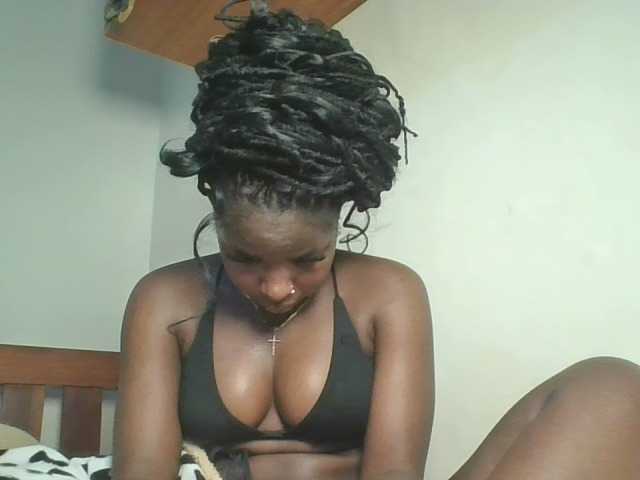 Sexykitten1 webcam