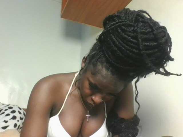 Sexykitten1 webcam
