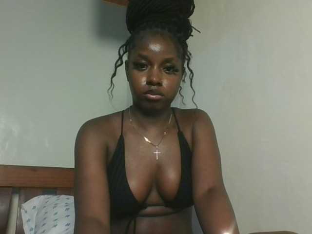 Sexykitten1 webcam