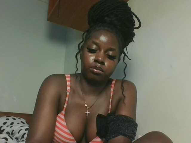 Sexykitten1 webcam