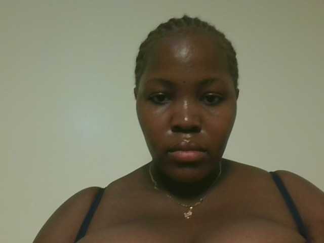 Sexykitten1 live cam on BongaCams