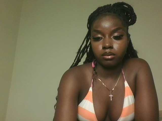 Sexykitten1 live cam on BongaCams