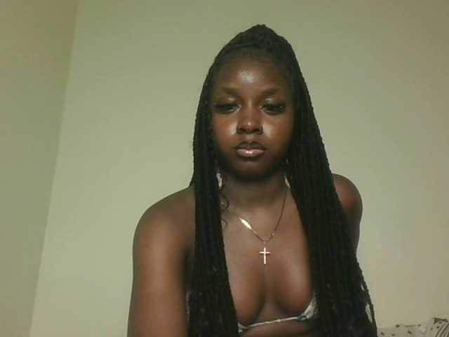 Sexykitten1 webcam