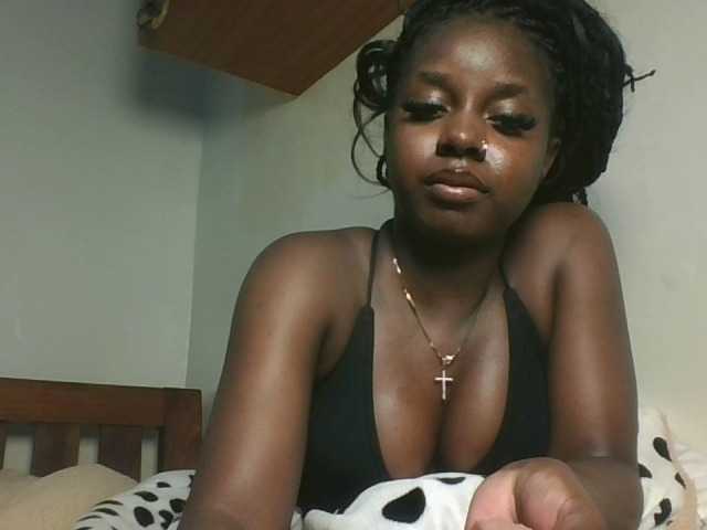 Sexykitten1 webcam