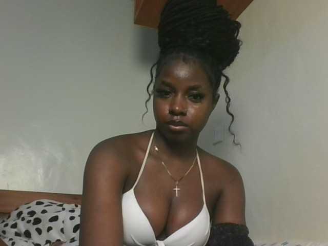 Sexykitten1 webcam