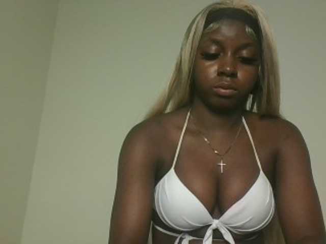 Sexykitten1 webcam