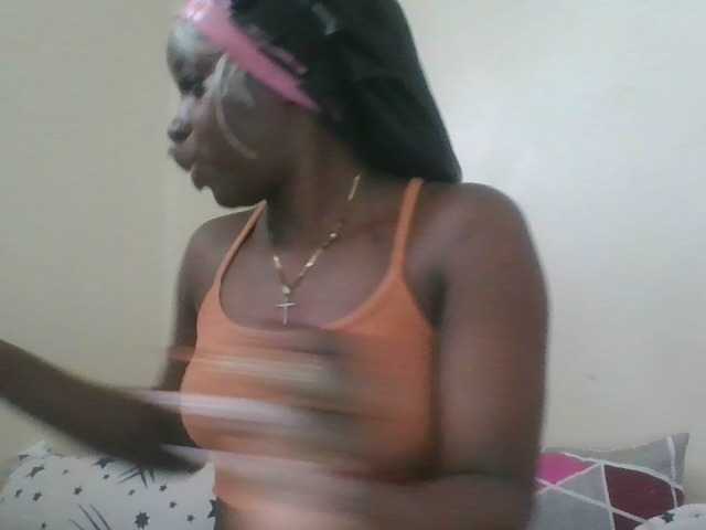Sexykitten1 webcam