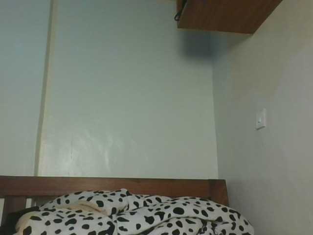 Sexykitten1 live cam on BongaCams
