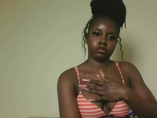Sexykitten1 webcam