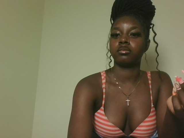 Sexykitten1 webcam