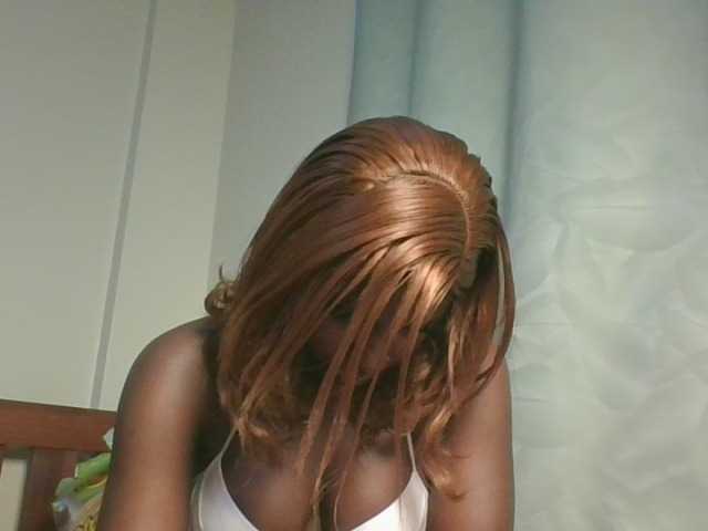 Sexykitten1 live cam on BongaCams