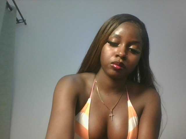 Sexykitten1 live cam preview