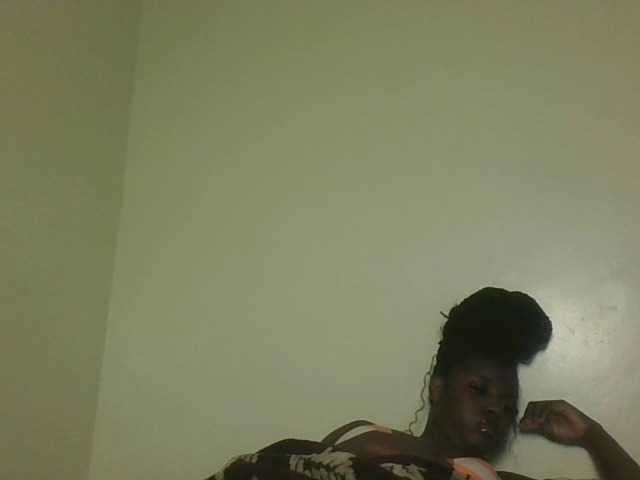 Sexykitten1 webcam