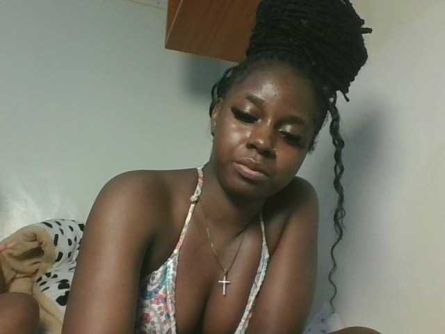 Sexykitten1 webcam