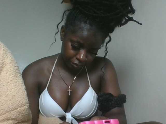Sexykitten1 webcam