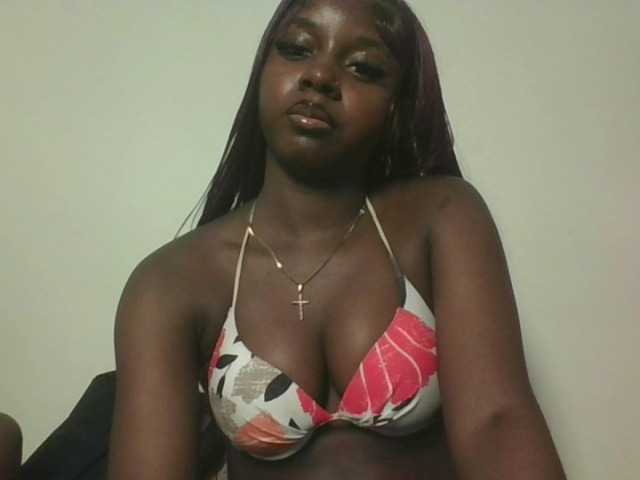 Sexykitten1 webcam