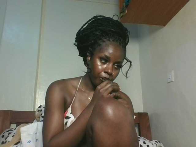 Sexykitten1 webcam