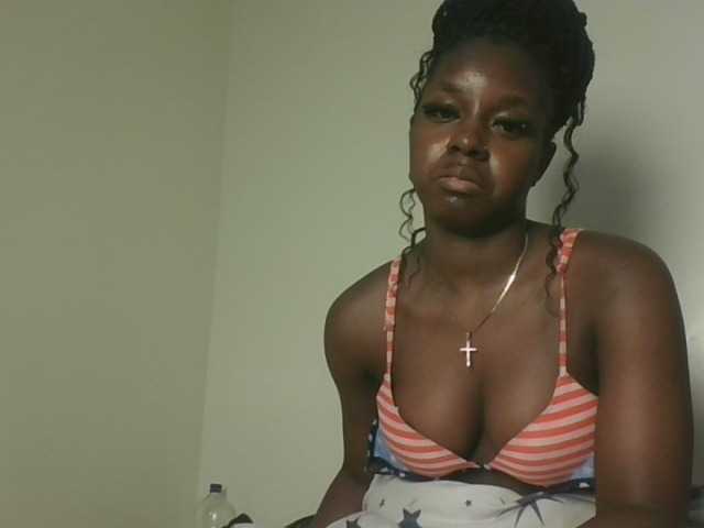 Sexykitten1 webcam