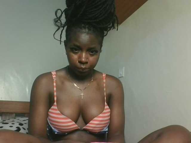 Sexykitten1 live cam
