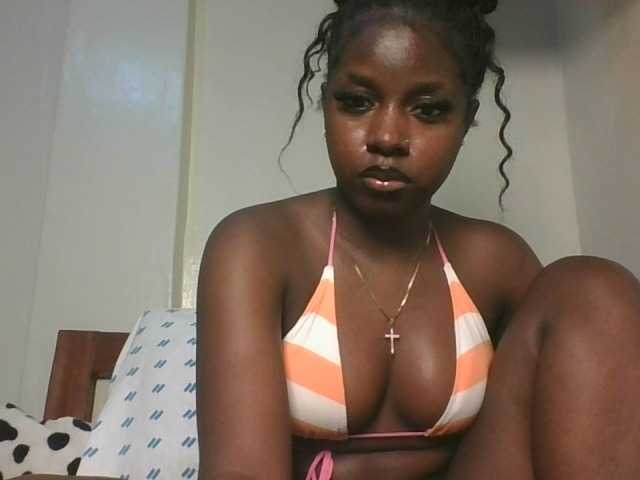 Sexykitten1 webcam