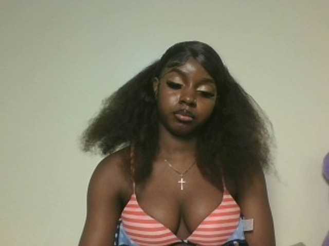 Sexykitten1 webcam