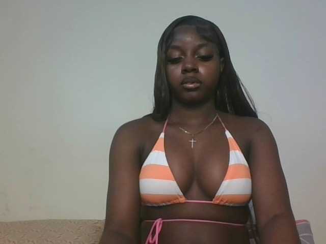 Sexykitten1 webcam