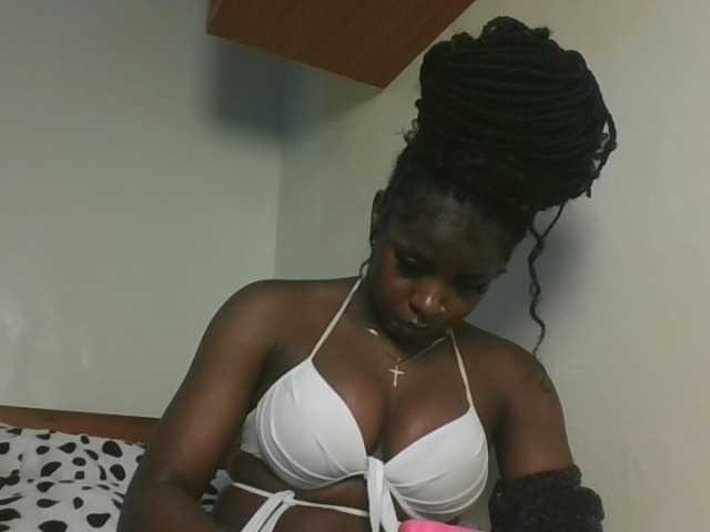 Sexykitten1 webcam