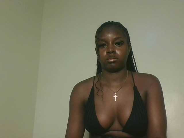 Sexykitten1 live cam on BongaCams