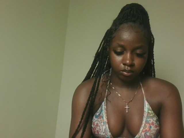 Sexykitten1 webcam