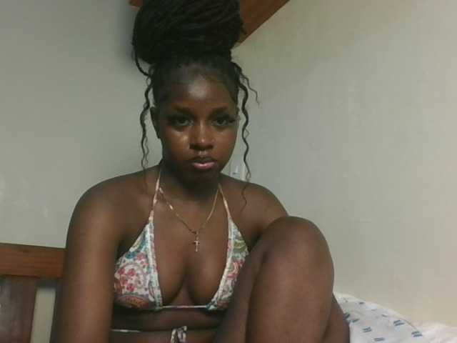 Sexykitten1 webcam