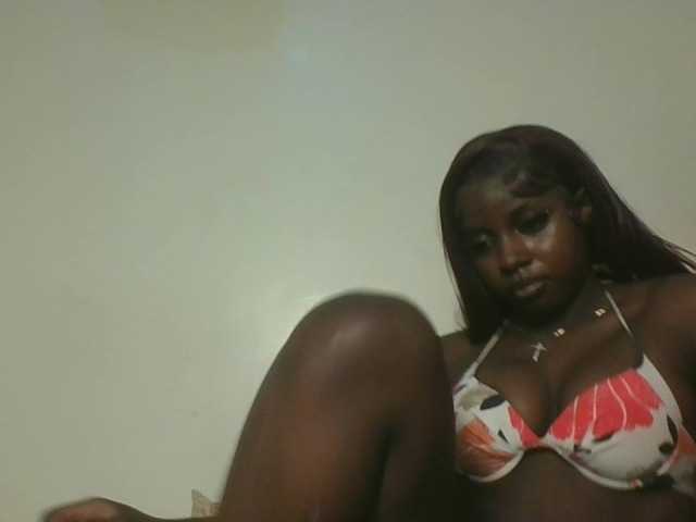 Sexykitten1 webcam