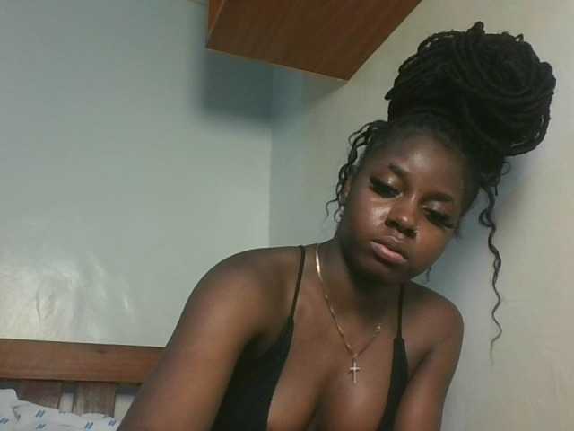 Sexykitten1 webcam