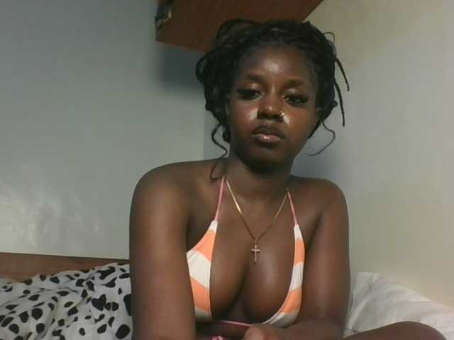 Sexykitten1 webcam