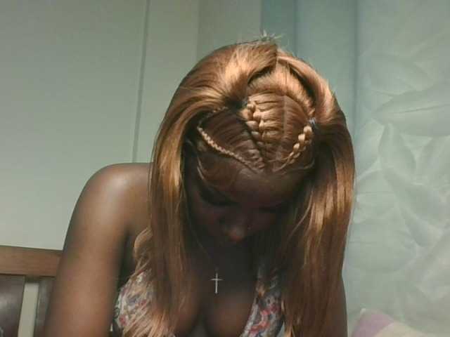 Sexykitten1 live cam on BongaCams