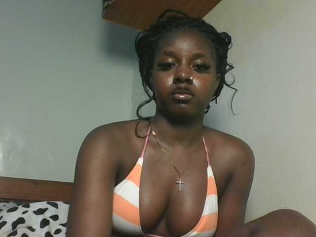 Sexykitten1 webcam
