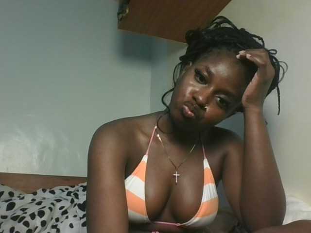 Sexykitten1 webcam