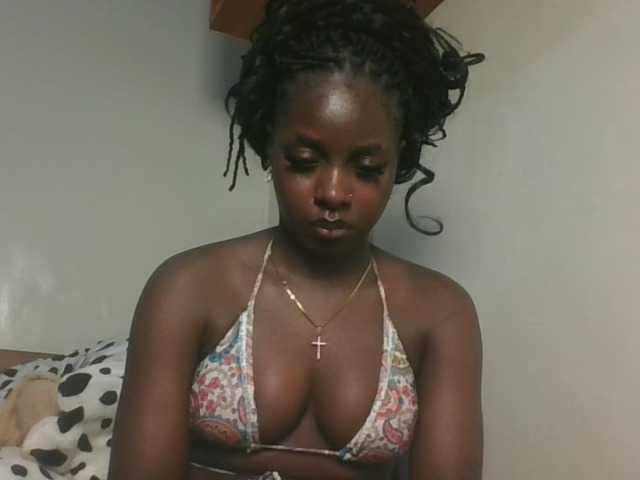 Sexykitten1 webcam