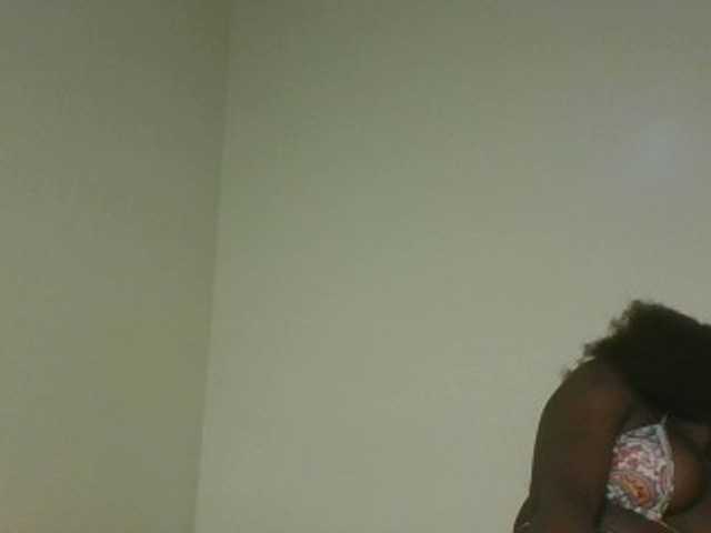 Sexykitten1 live cam on BongaCams
