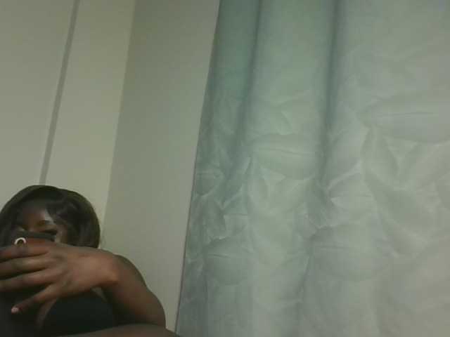 Sexykitten1 live cam on BongaCams